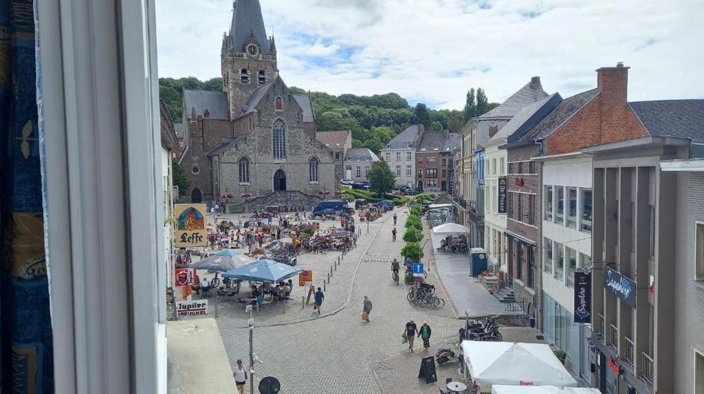 Slaapkamer Markt Grammont Extérieur photo